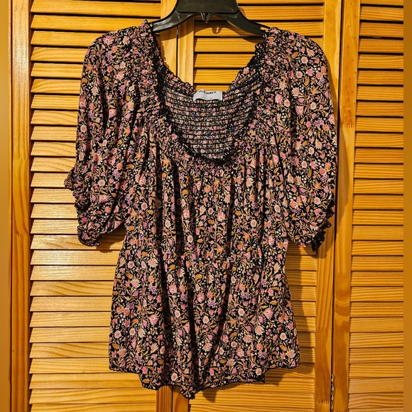 Old Navy Tops - Women's Floral Smocked Top